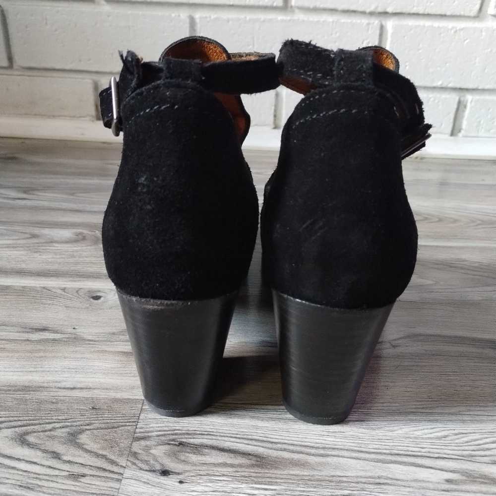 Frye Meghan Black Suede Block Heel Bootie Shoe Si… - image 3