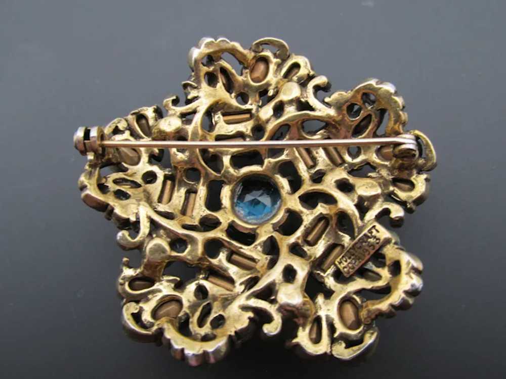 1953 Hollycraft Pastel Rhinestone Brooch - image 9