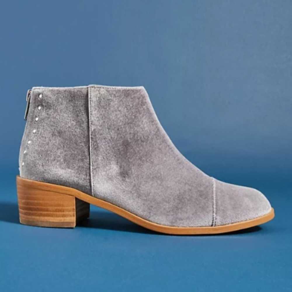 Anthropologie Blue Gray Velvet Ankle Boots Bootie… - image 2