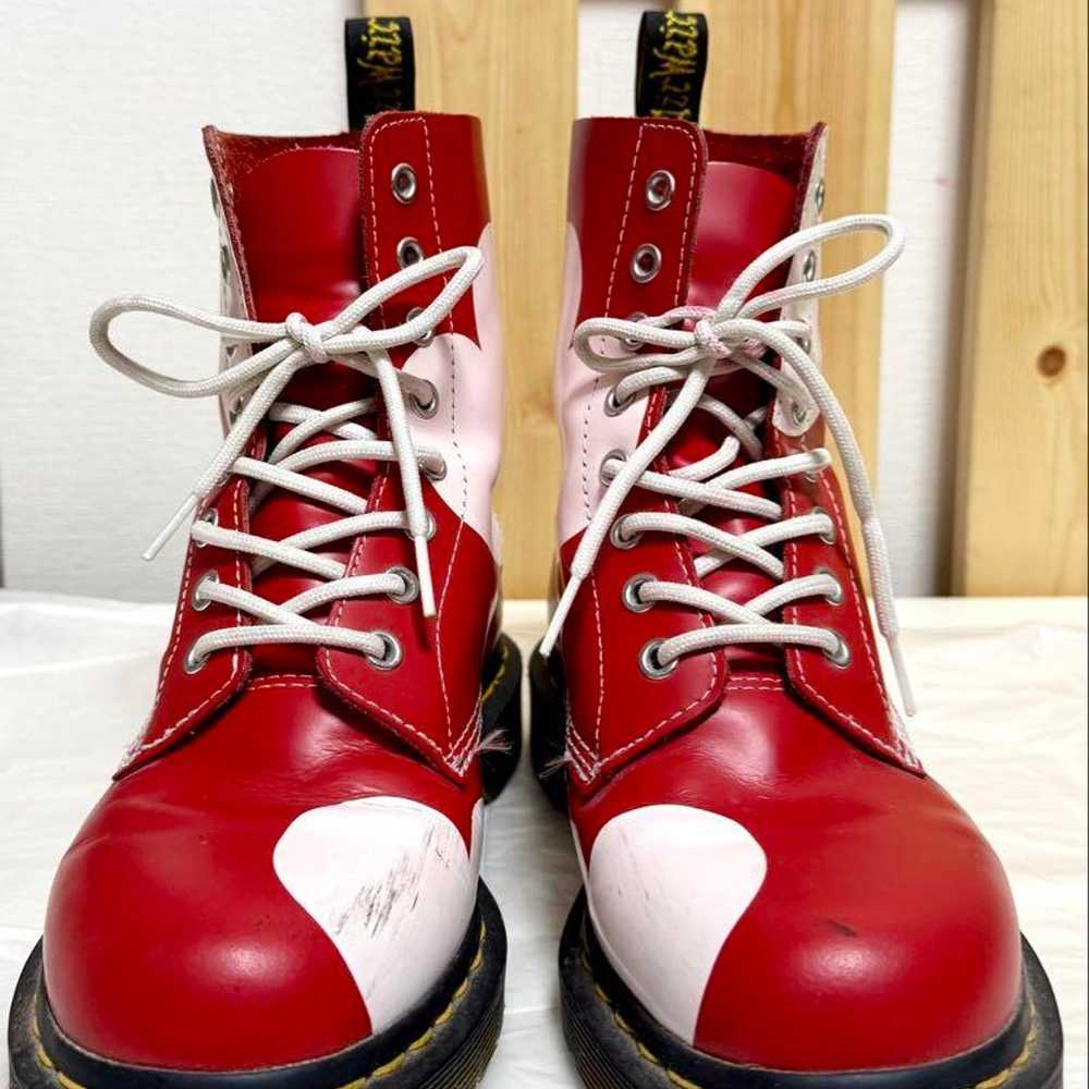 Dr. Martens 24cm Heart Valentine UK5 8-hole boots - image 1