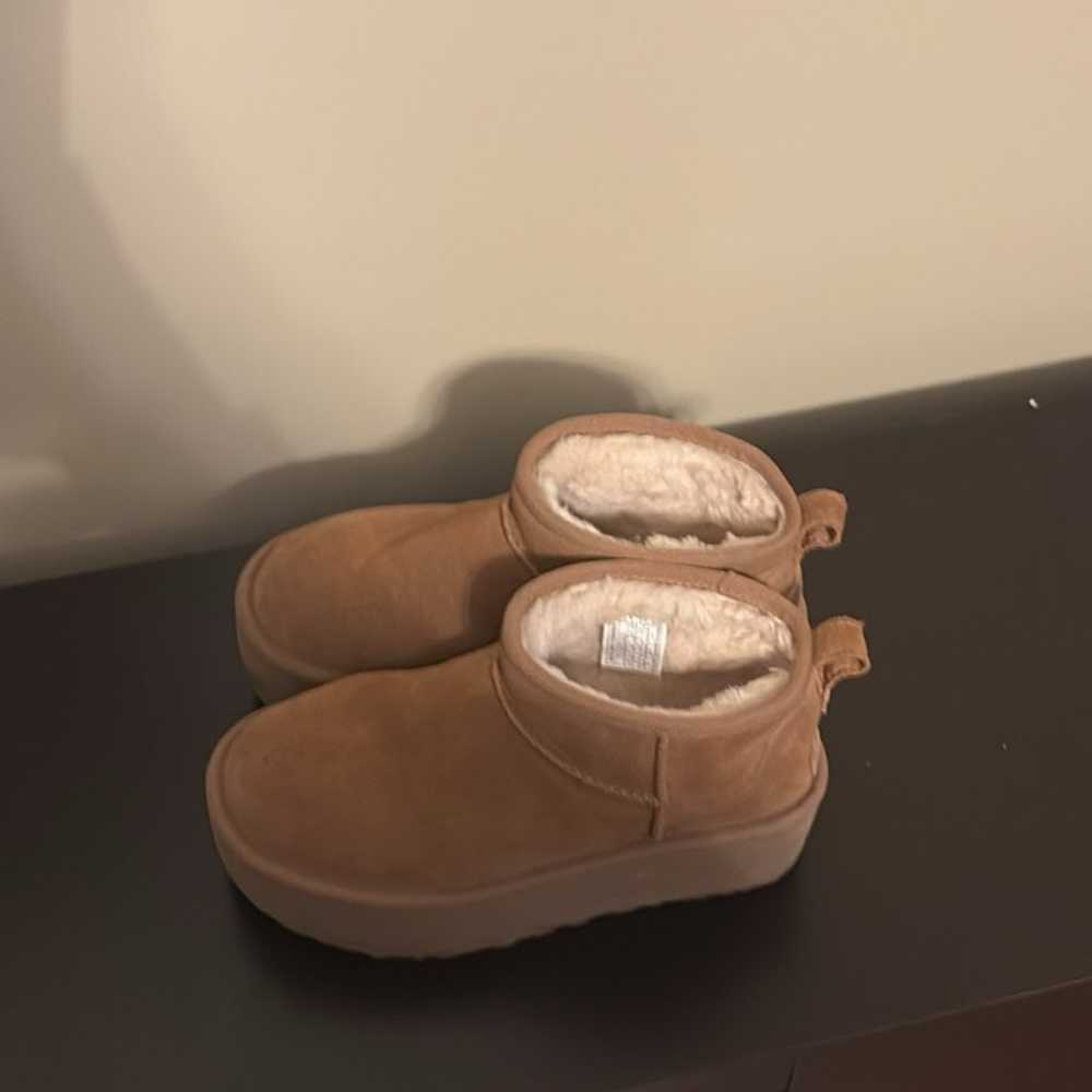 UGG Classic Ultra Mini Platform - image 2