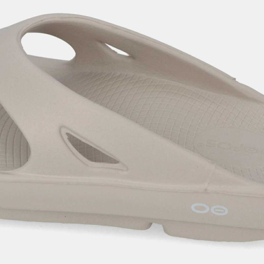 OOFOS NOMAD Recovery Sandals - image 7