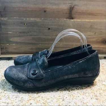 Dansko Slip on Black Shoes