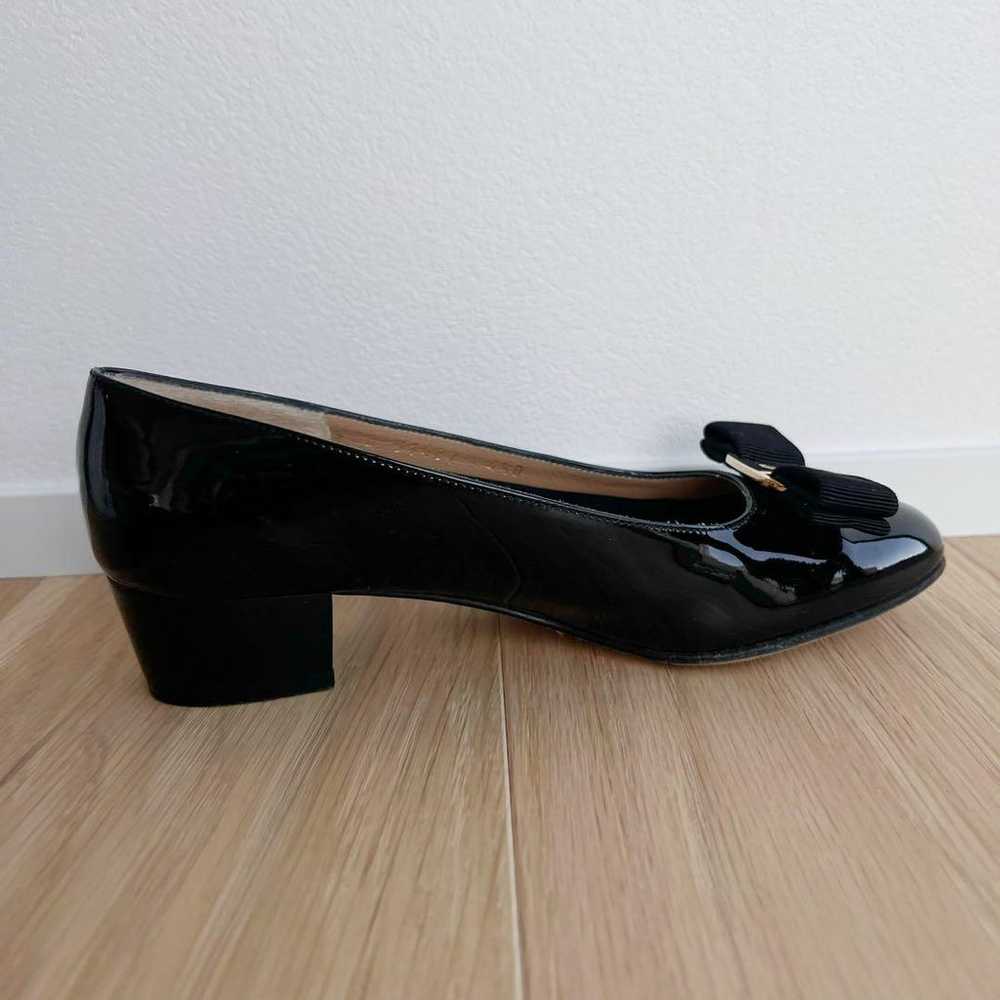 Ferragamo Vara Pumps 4.5D Black Patent - image 5