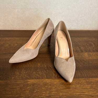 EIZO Beige Pointed Toe High Heels