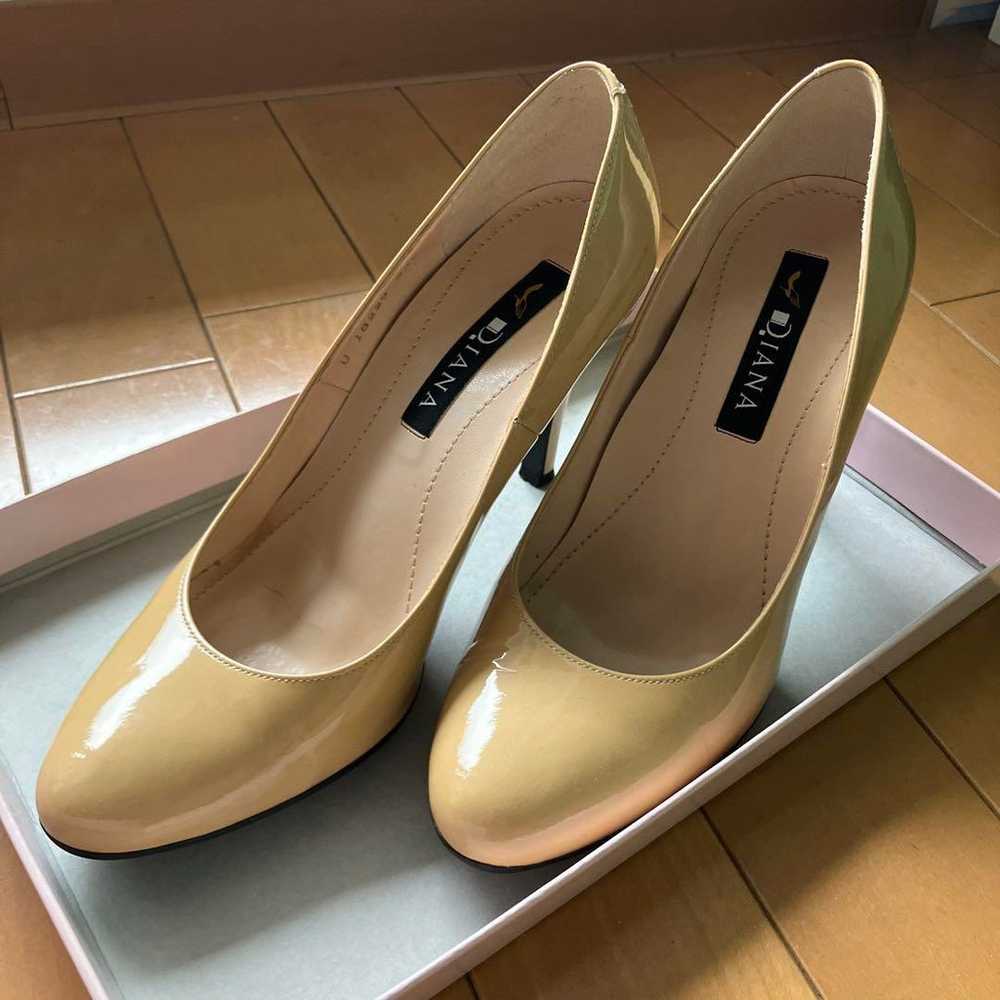 Diana Beige High Heels - image 1