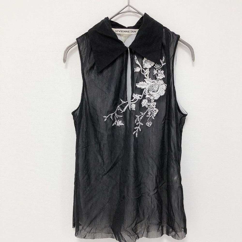 Vivienne Tam Sleeveless Shirt Embroidery Sexy Adu… - image 2