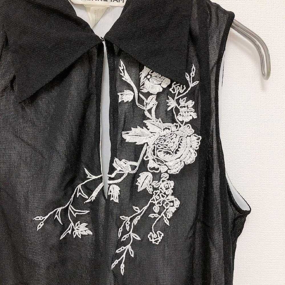 Vivienne Tam Sleeveless Shirt Embroidery Sexy Adu… - image 3