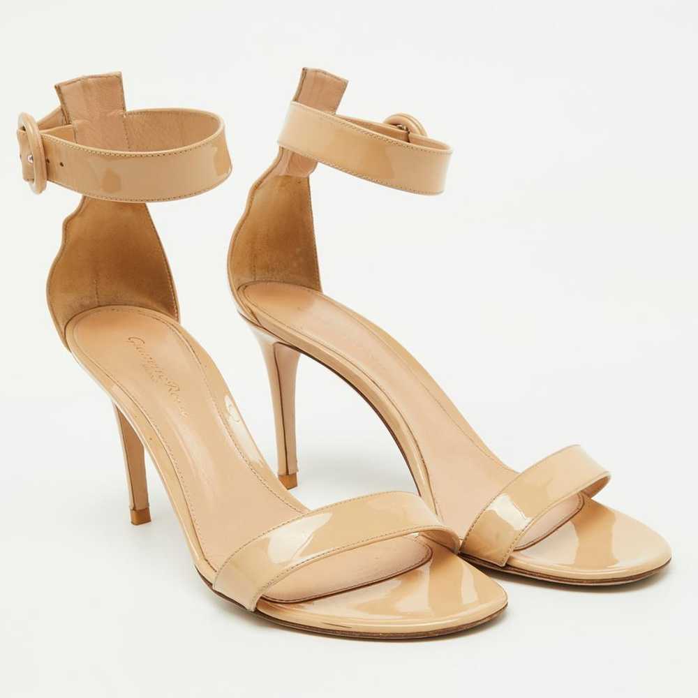 Gianvito Rossi Patent leather sandal - image 3