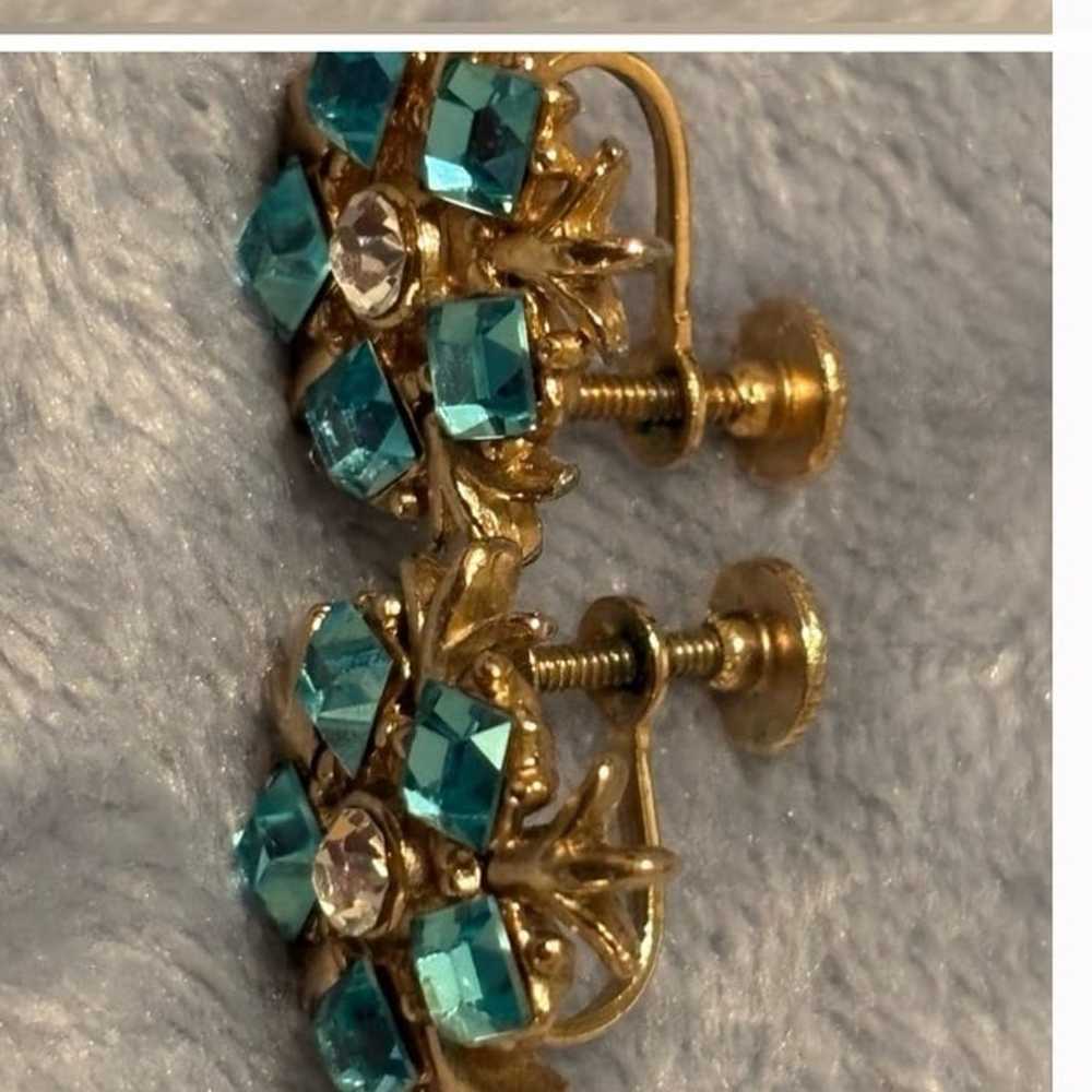 Vintage blue screw back Earrings - image 1