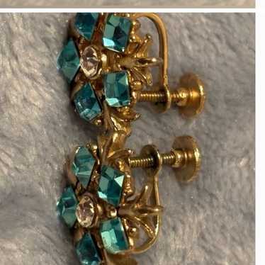 Vintage blue screw back Earrings - image 1