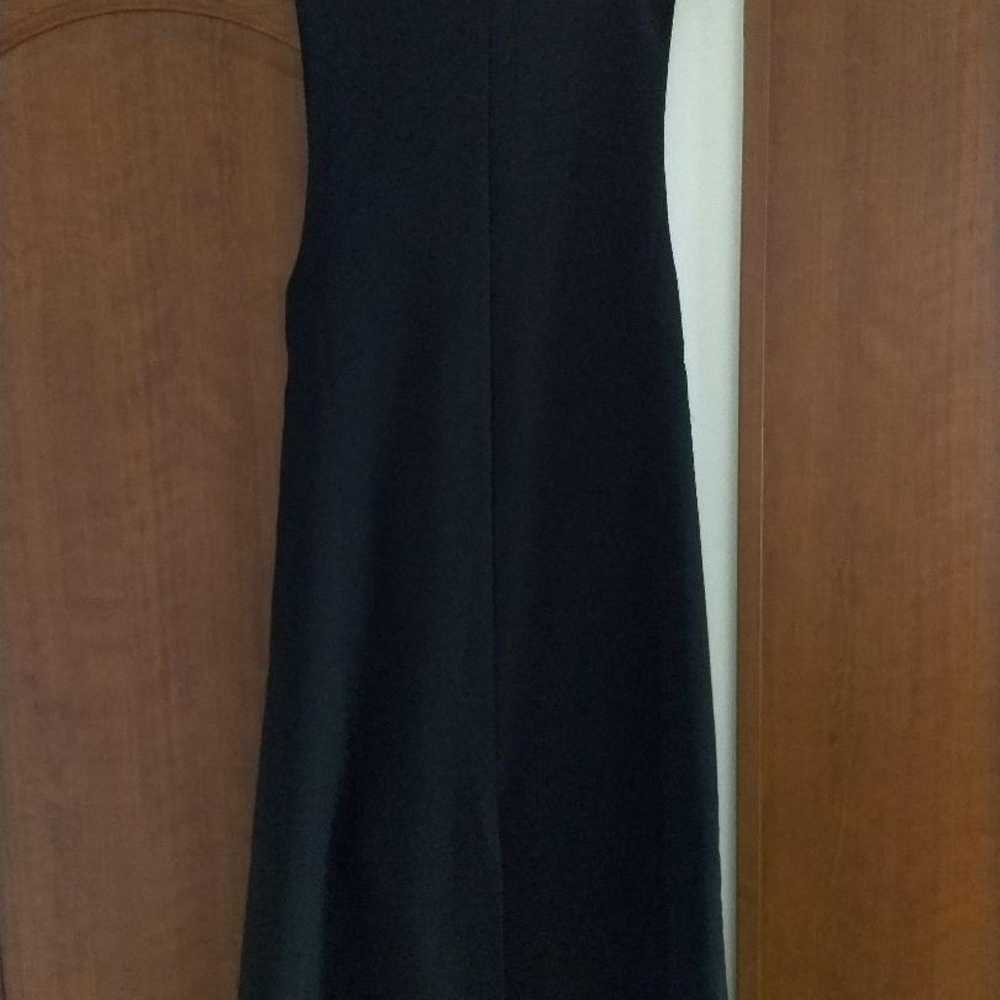 Black sleeveless long dress - image 2