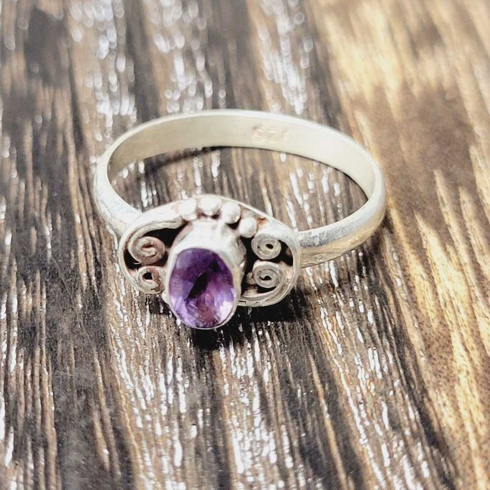 Vintage Round Shape One Stone Purple Amethyst rin… - image 3