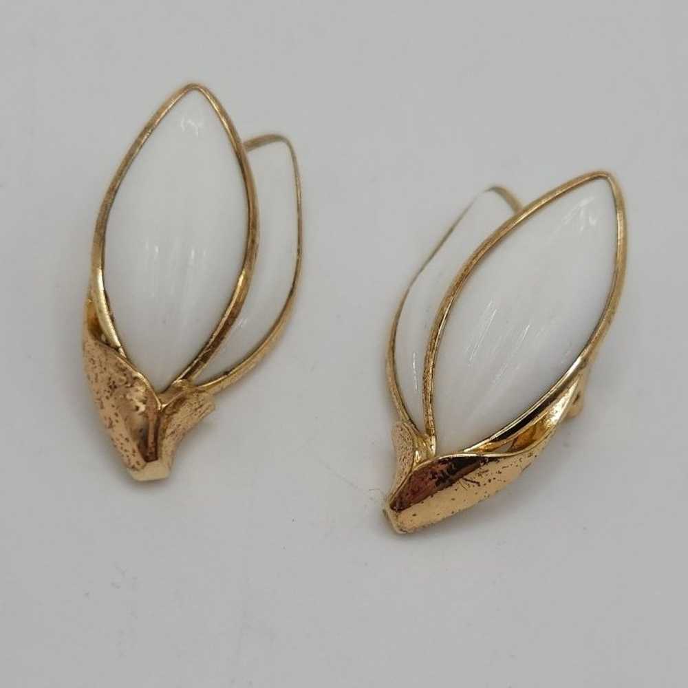 Vintage Crown Trifari Milk Glass Earrings - image 1