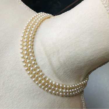 Vintage triple strand cream glass pearl necklace - image 1