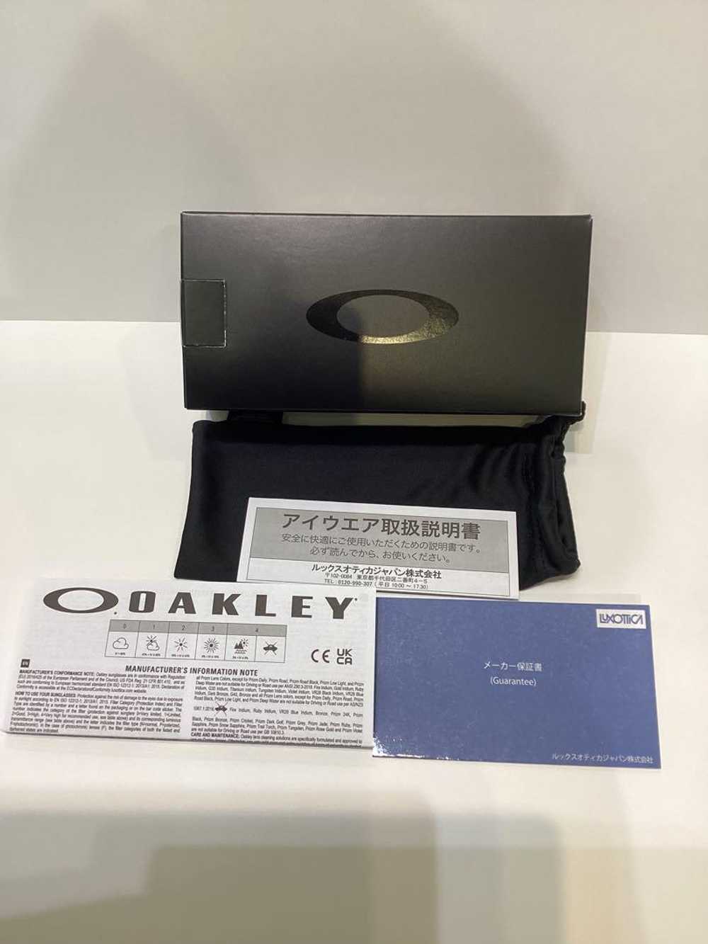 OAKLEY SUNGLASSES UNUSED #8672 - image 6