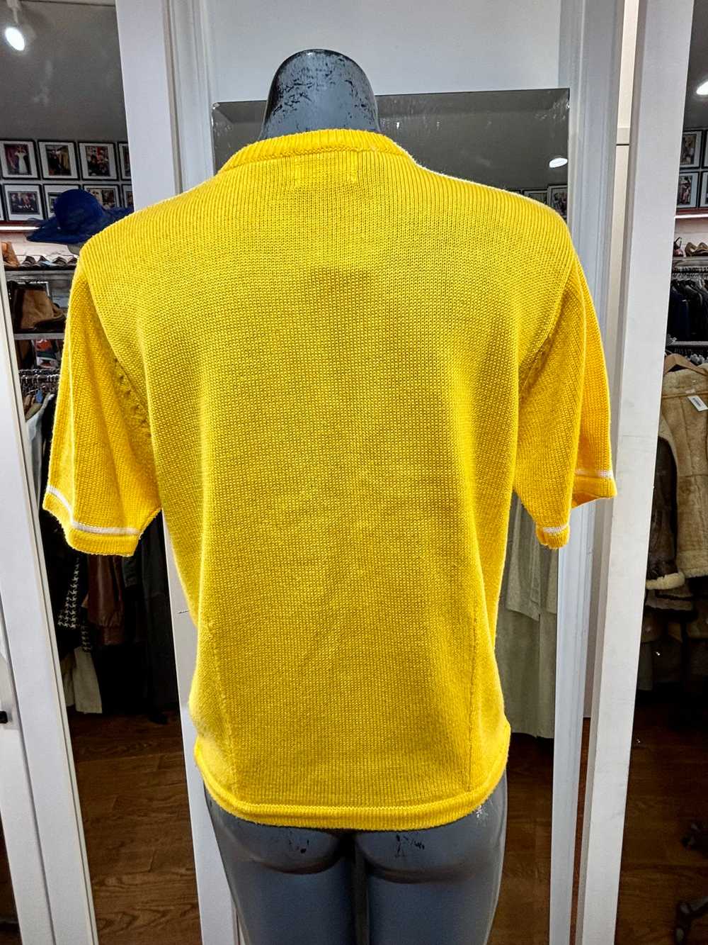 70’s Canary Yellow Short Sleeve Sweater With Whit… - image 8