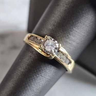 Womens Vintage Estate 10K Yellow Gold Ring Diamond