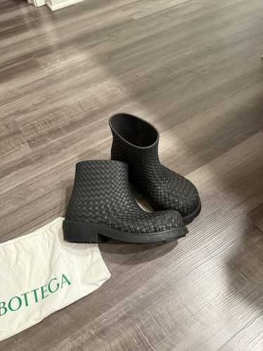 Bottega Veneta × Burberry × Dr. Martens Bottega Ve