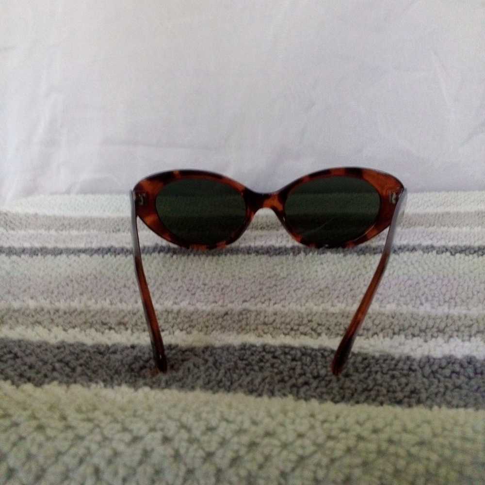 Sunglasses - image 3