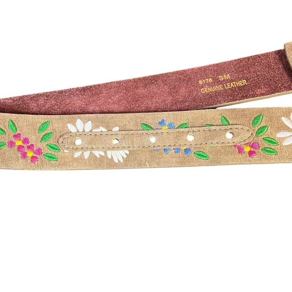 Boho Chic Belt Embroidered Flowers Size Small Gre… - image 10