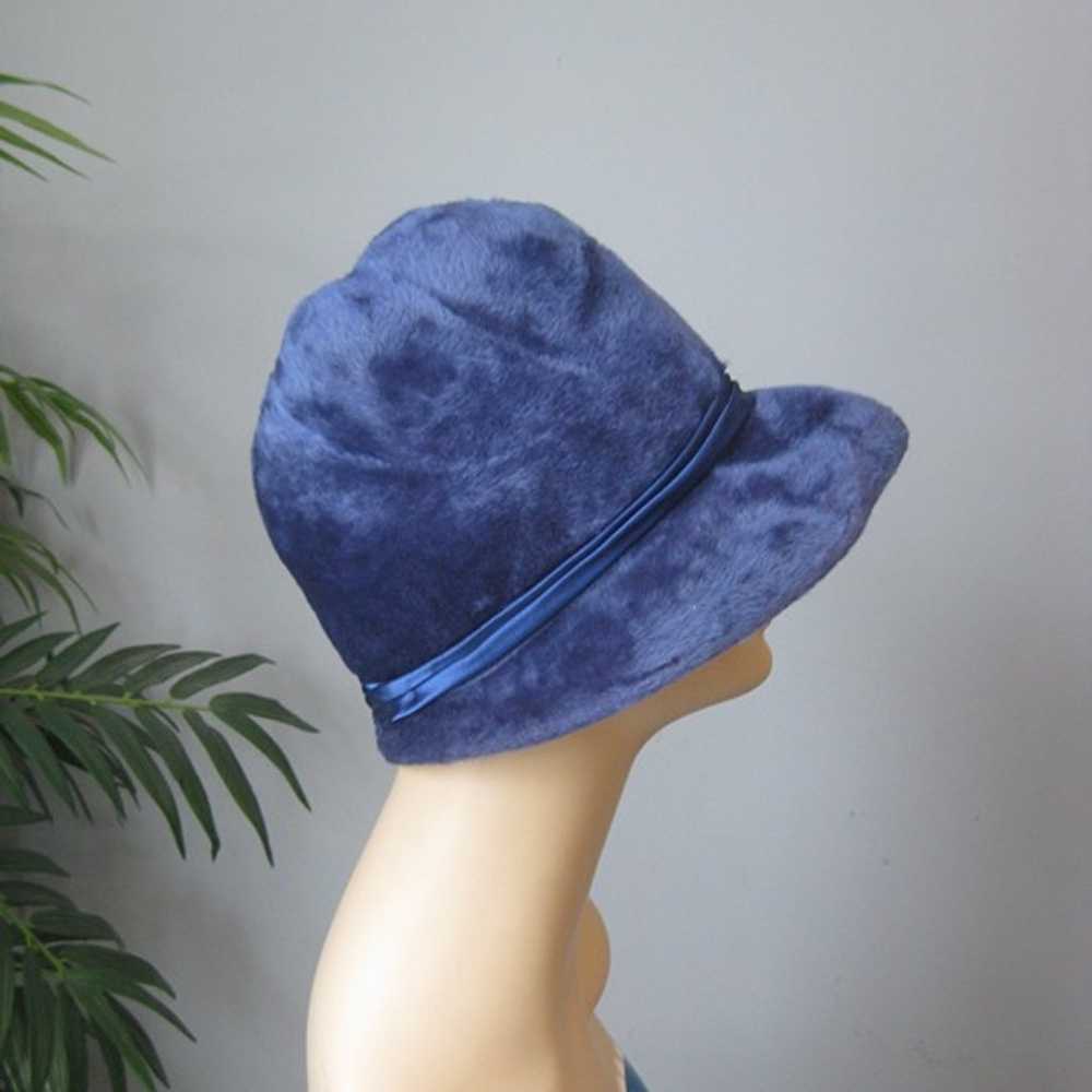 Vintage Cloche Hat Royal Blue Wool Felt Plush Clo… - image 1