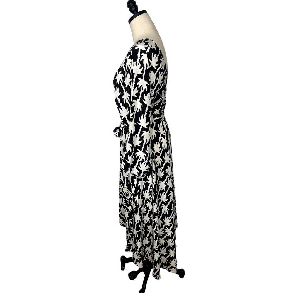 NEW! Diane Von Furstenberg M Eloise SILK Wrap PAL… - image 7