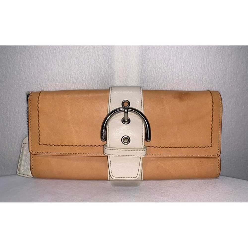 2003 Vintage Coach Soho Vachetta Leather Clutch W… - image 1