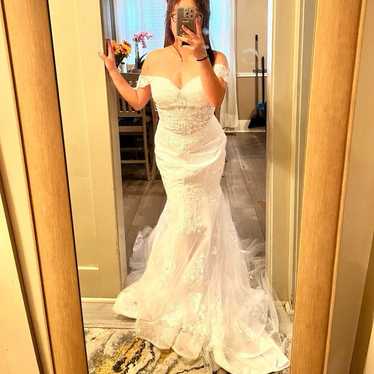 White Off The Shoulder Mermaid Wedding Gown Dress