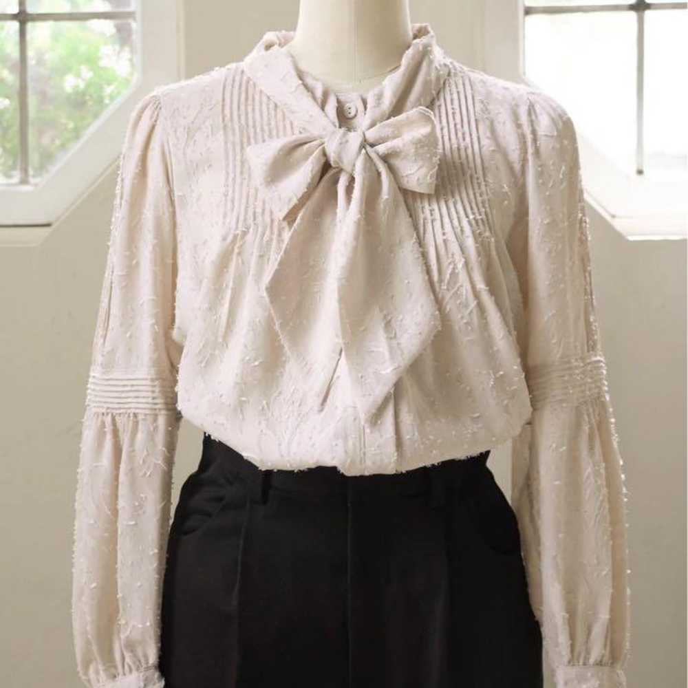 Herlipto Bow-Tie Lace Trimming Blouse - image 2