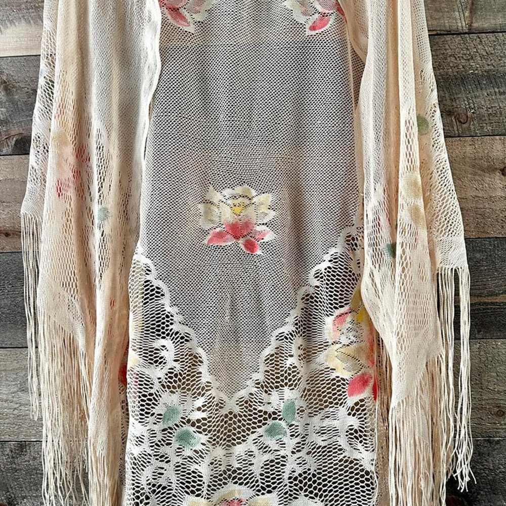 Vintage 70’s Floral Knit Triangle Fringe Shawl - image 4