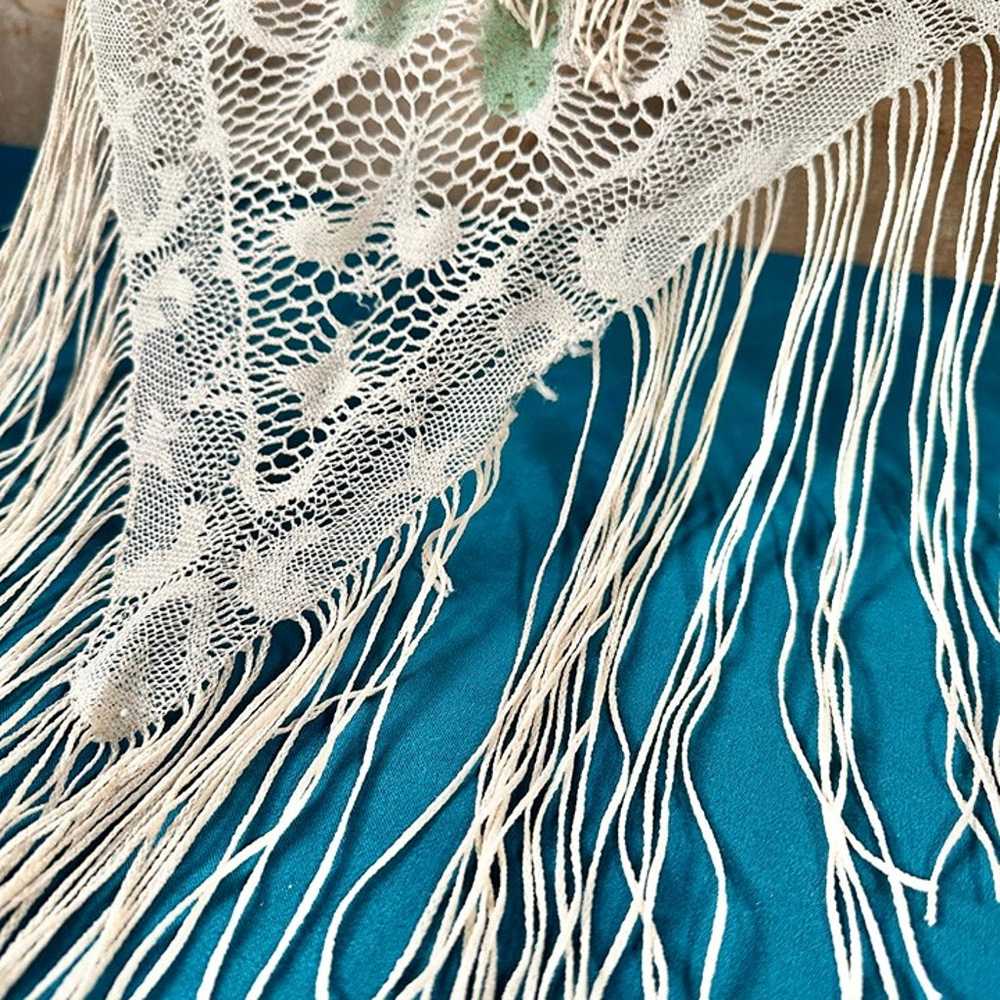 Vintage 70’s Floral Knit Triangle Fringe Shawl - image 7