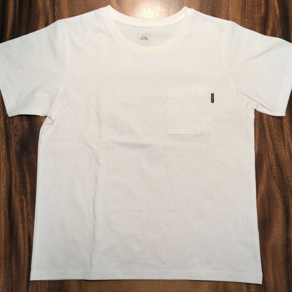 THE NORTH FACE S/S Airy Pocket Tee - image 1