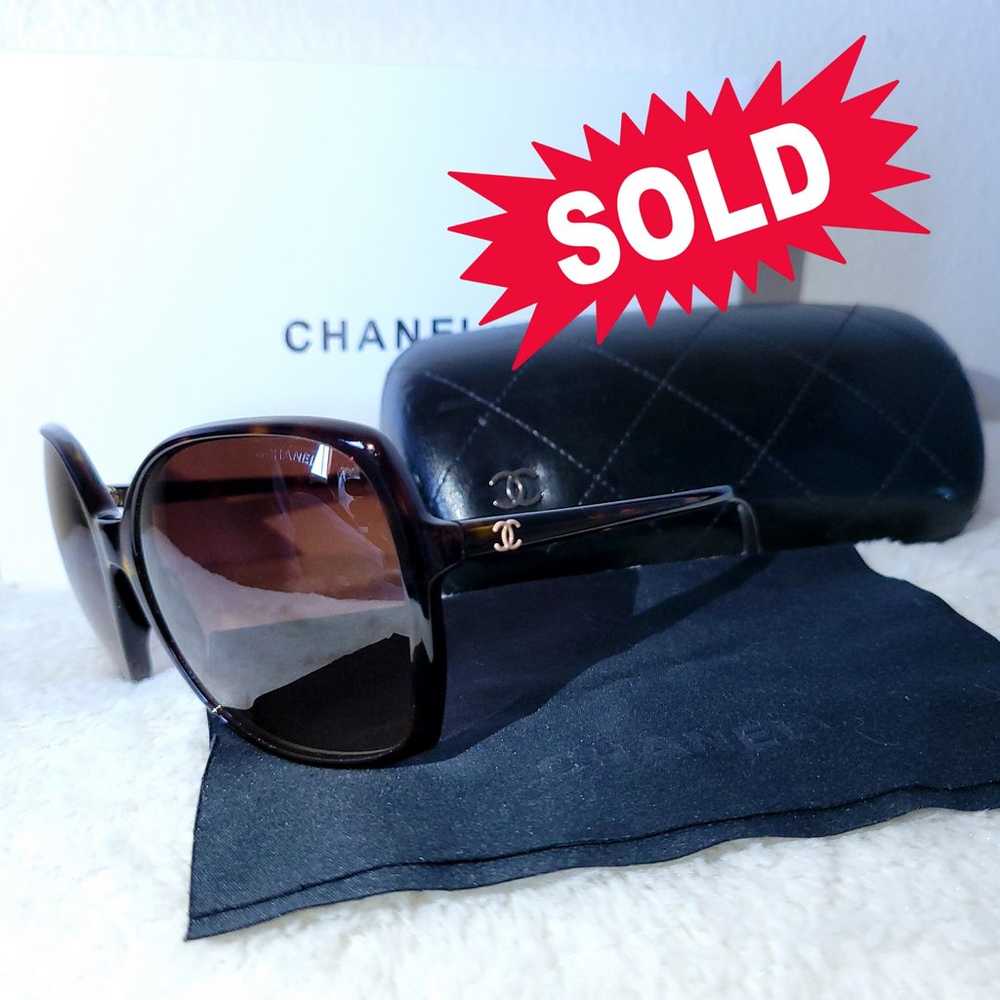 CHANEL Vintage Sunglasses Tortoise Shell CoCo - image 1