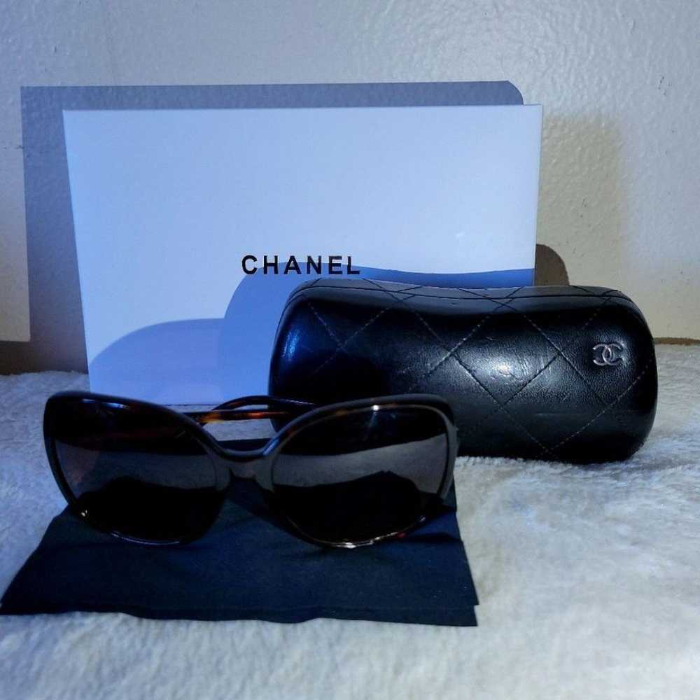 CHANEL Vintage Sunglasses Tortoise Shell CoCo - image 6