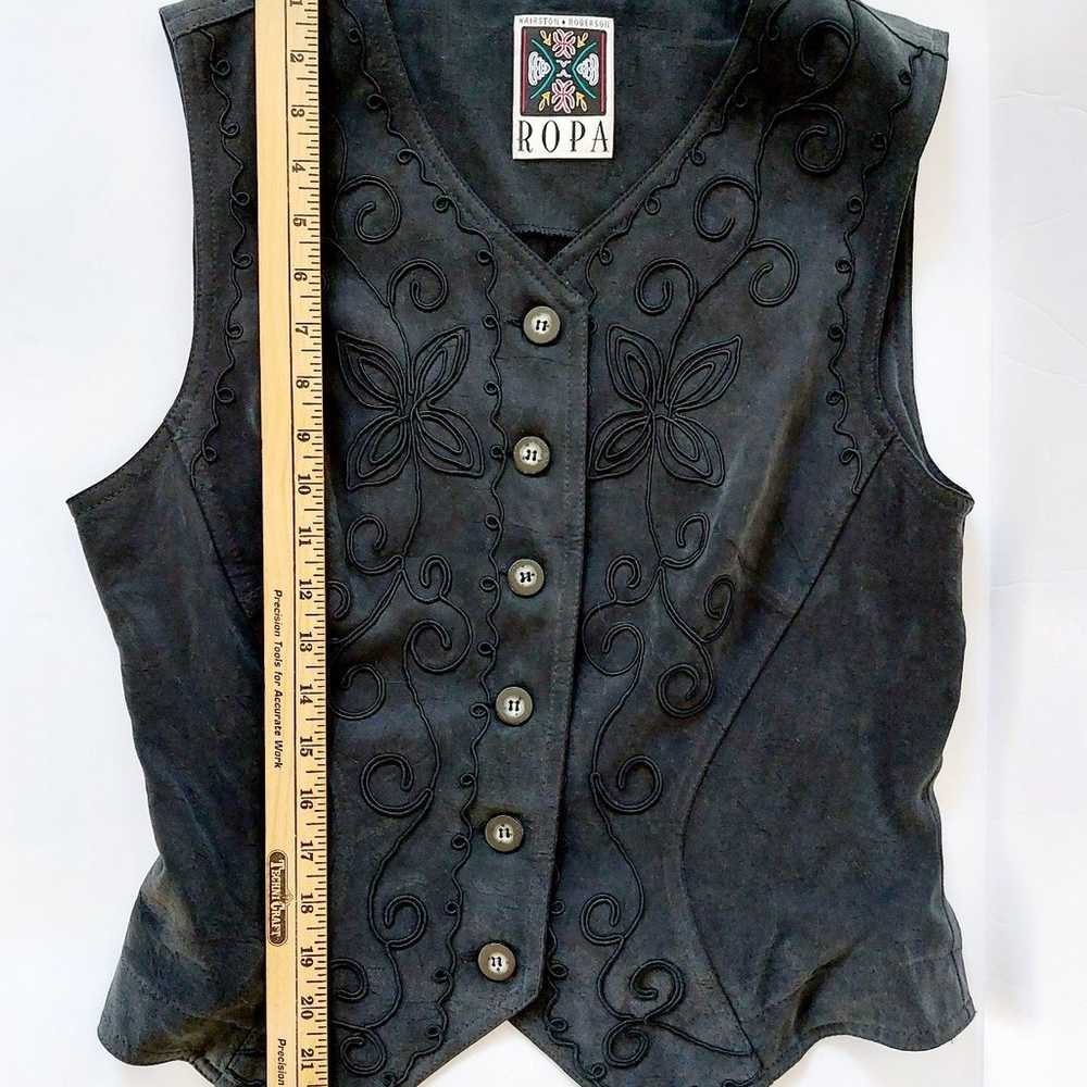 Southwestern Style Black Vest Button Hairston Rob… - image 7