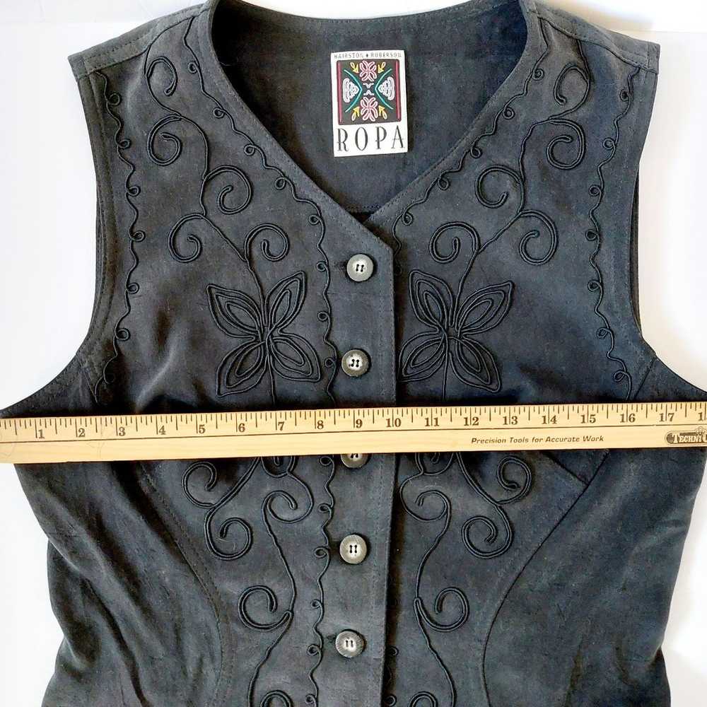 Southwestern Style Black Vest Button Hairston Rob… - image 8