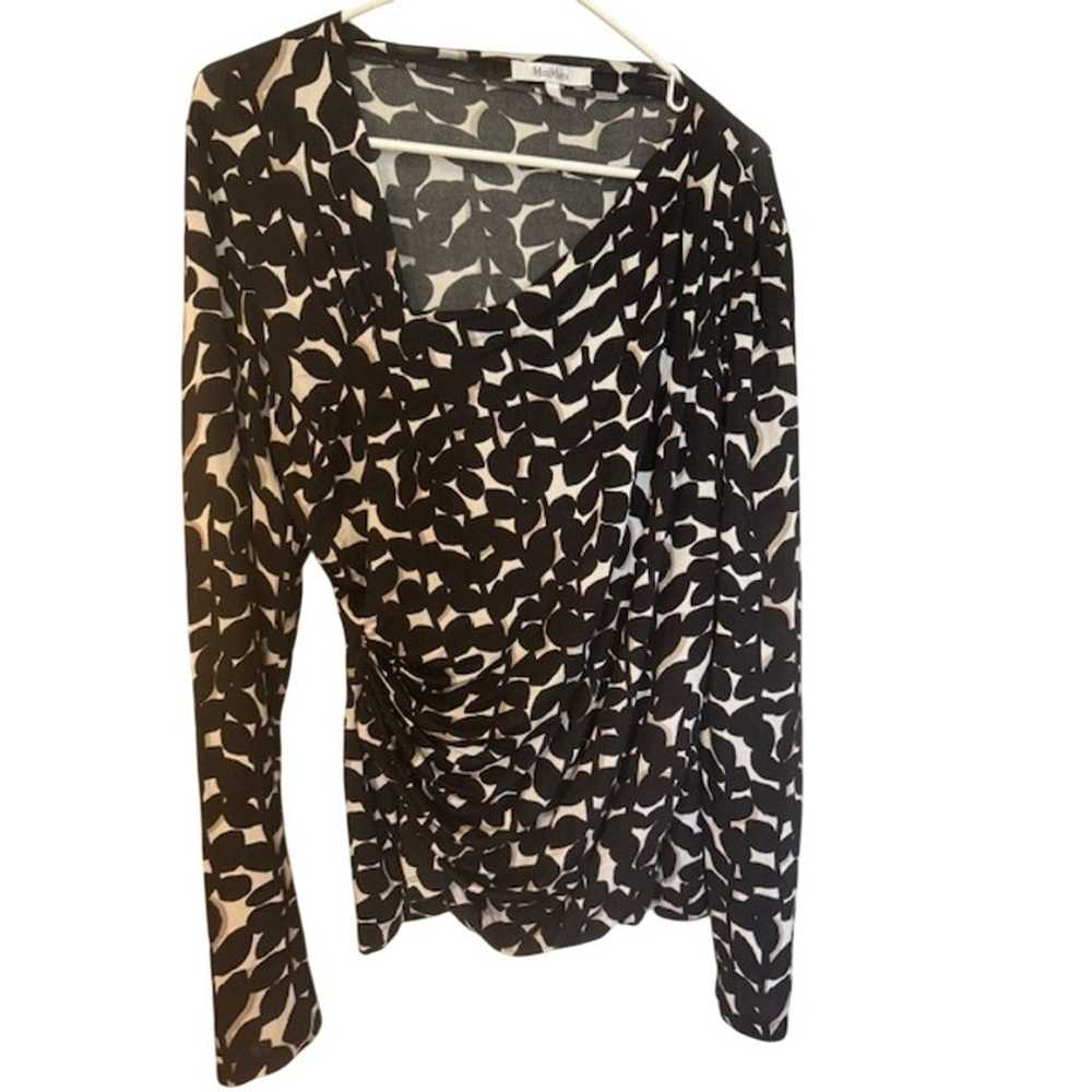 Max Mara Print Asymmetrical V Neck Long Sleeve Bl… - image 4