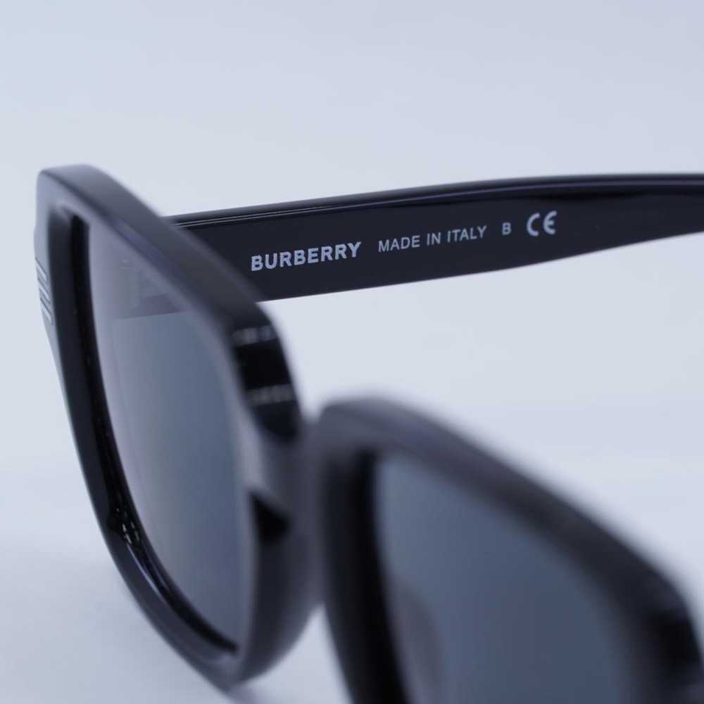 Burberry Sunglasses - image 8