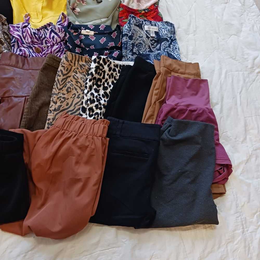 Teen Girls Junior Womens Clothing Lot Of 38 Size … - image 8