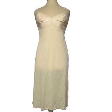 Vanity Fair Vintage Slip Undergarment Beige Nude S