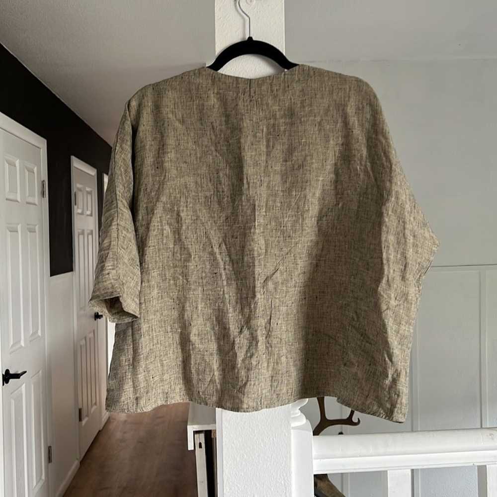 Linen ID tan and black heathered button down shor… - image 6