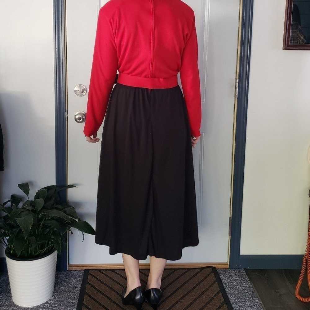 80s Red and Black Day Dress - image 3