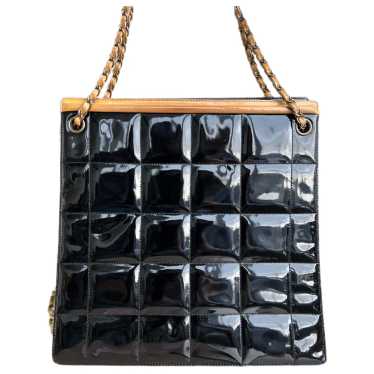 Chanel Patent leather handbag