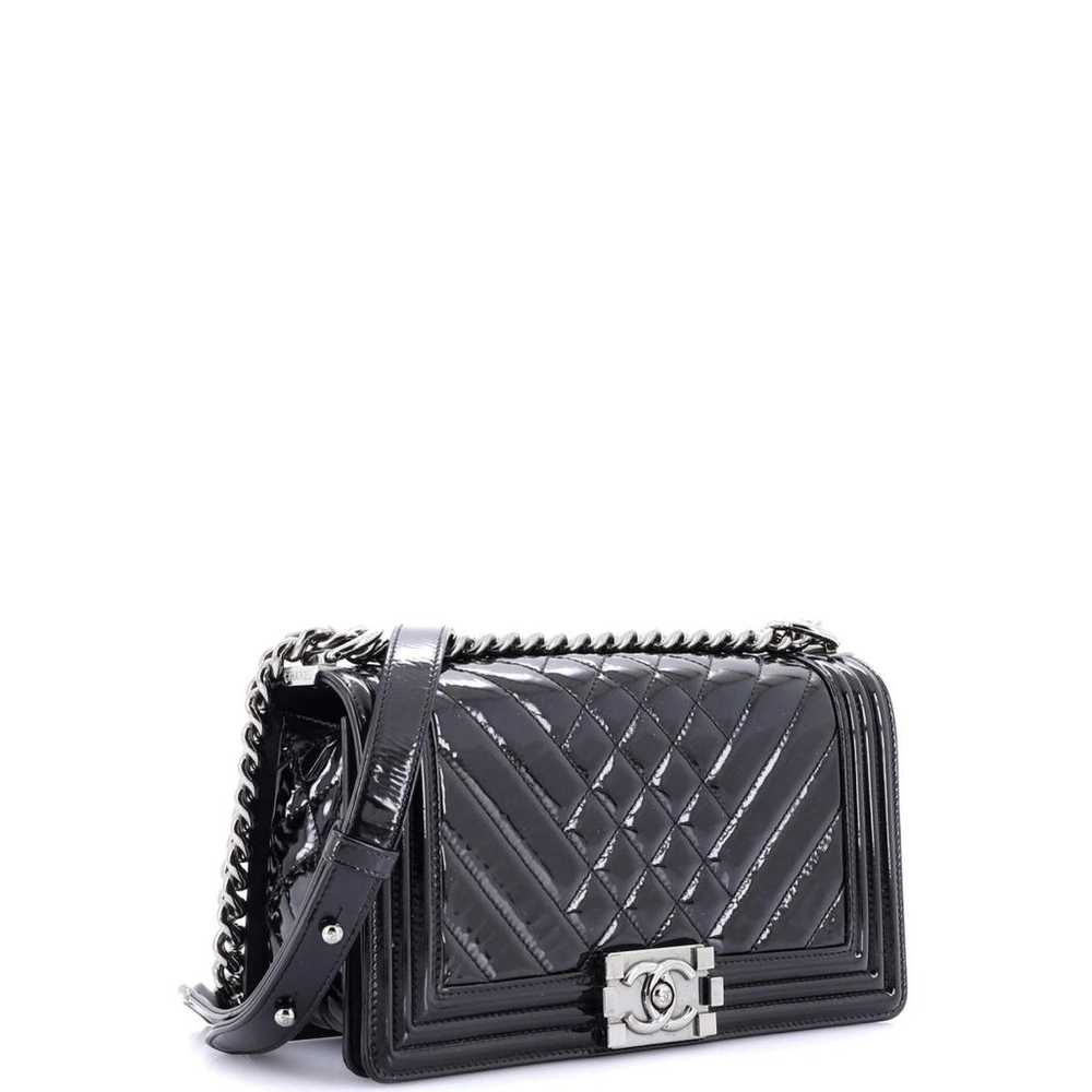 Chanel Boy patent leather handbag - image 2