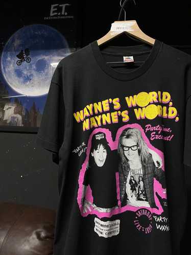 Band Tees × Movie × Vintage Vintage 90’s Wayne’s W