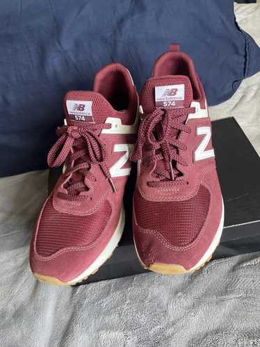 Nike New Balance 574 Maroon