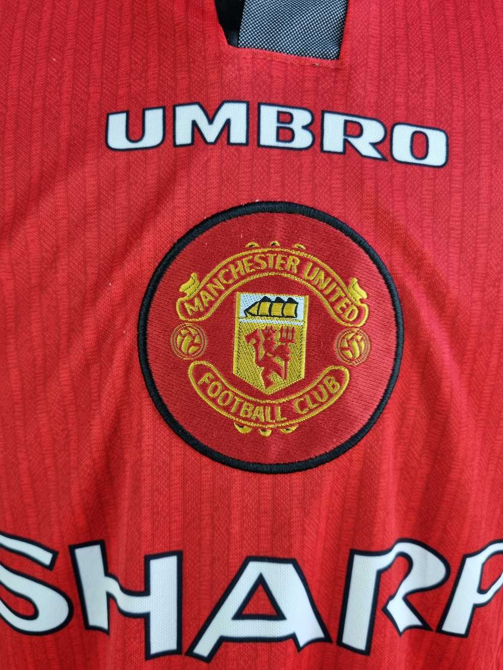 Manchester United × Soccer Jersey × Umbro 90s Rar… - image 7