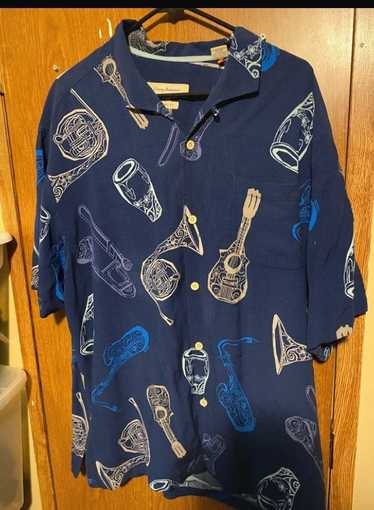 Tommy Bahama Button Down