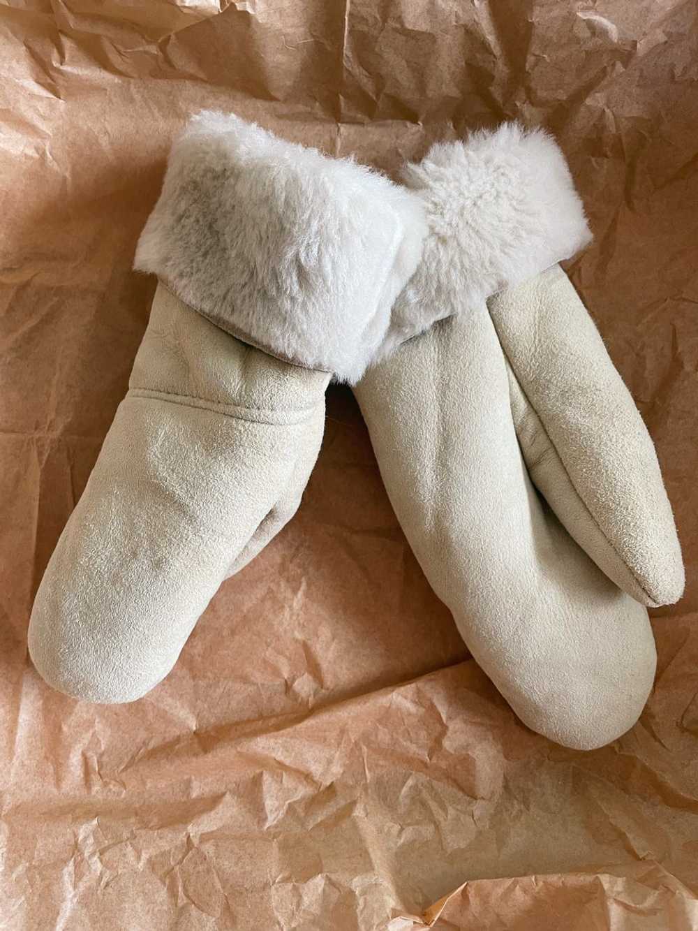 East Perry Haven sheepskin mittens | Used,… - image 3